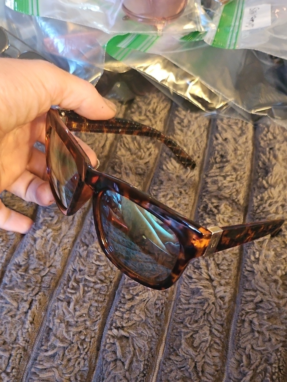 Madewell tortoiseshell Designer sunglasses